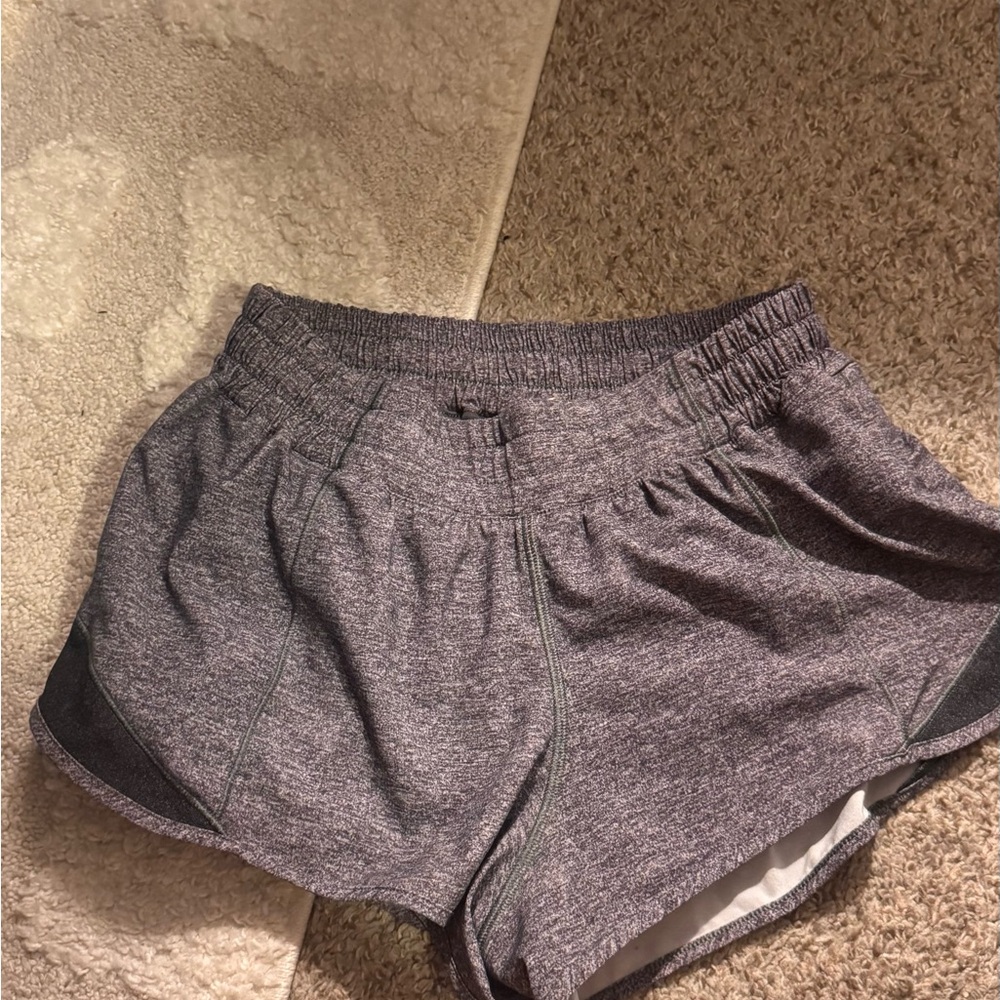 Lululemon Athletica Heathered Gray Women's Athletic Shorts